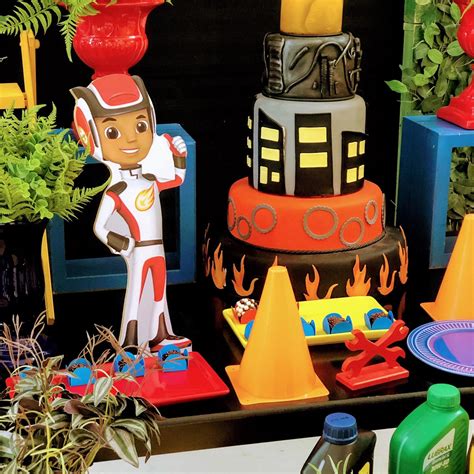 DECORAçAO BLAZE MONSTER MACHINES DECORAçAO BLAZE MONSTER MACHINES